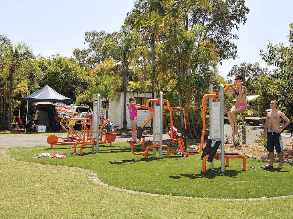 Nrma Treasure Island Holiday Resort Gold Coast Exterior foto